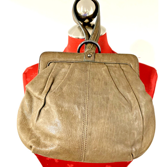 Martin & Osa Brown Leather Wristlet Bag Casual Purse Boho Chic Fawn Brown Tassel - Picture 3 of 7